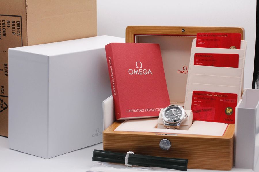 Omega Seamaster Diver 300m 210.30.42.20.10.001